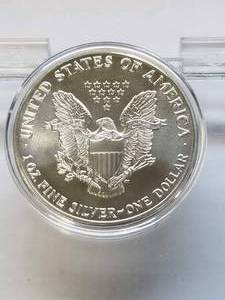 1990 AMERICAN SILVER EAGLE 1 TROY OZ .999 FINE SILVER IN AIRTITE