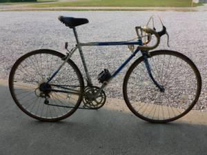Vintage Schwinn Touring Bike