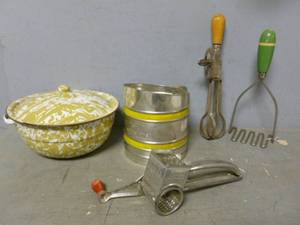 Vintage Kitchen Items
