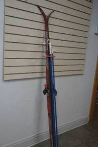 cross country skis