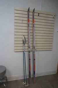 cross country skis