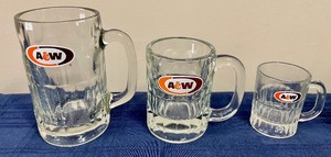 lot 312 image: Classic A & W Mugs