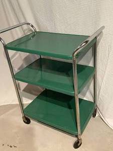 lot 114 image: Vintage Metal Rolling Rack With Rubbermaid Pads