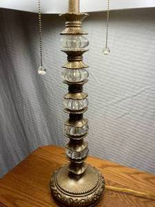 lot 117 image: Glass and Brass Table Lamp