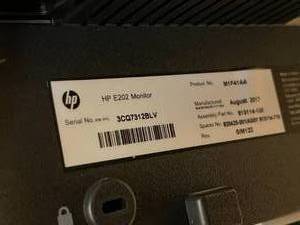 lot 135 image: HP Monitor