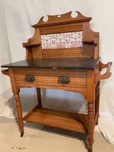 lot 143 image: Vintage Buffet Serving w Tiled Back