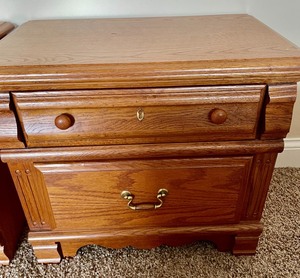 lot 363 image: 2 Nifty Nightstands