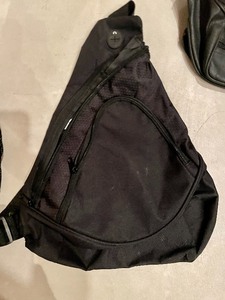 lot 419 image: Backpacks, Fanny Packs and Shoulder Bags
