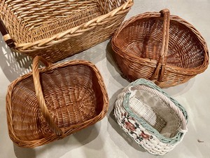 lot 420 image: Assorted Baskets
