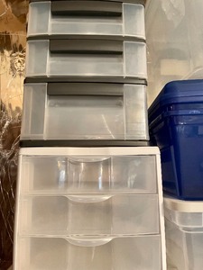 lot 428 image: Plastic Storage Bin Lot