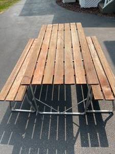 lot 190 image: Folding Picnic Table and Two Benches