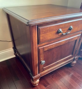lot 68 image: Lovely Nightstand