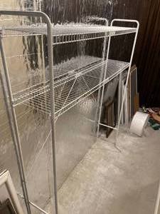 lot 501 image: Wire Shelving Piece That Fits Over A Washer And Dryer
