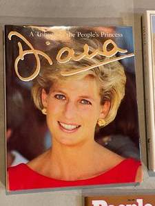lot 505 image: Princess Diana Memorabilia