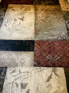 lot 228 image: Large Decorative Area Rug