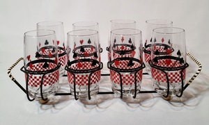lot 260 image: Vintage Playing Card Suit Glasses and Caddy