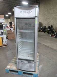 WHOLESALE MIXED PALLET OF REFRIGERATORS DIRTY USED CONDITION