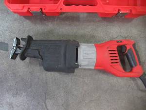 Milwaukee 1 12 in. SDS D-Handle Rotary Hammer 5262-21