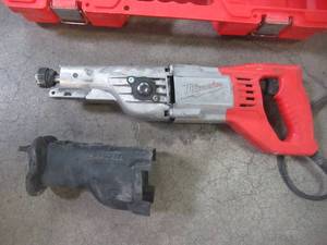 Milwaukee 12 Amp SAWZALL Reciprocating Saw with Case 6519-31