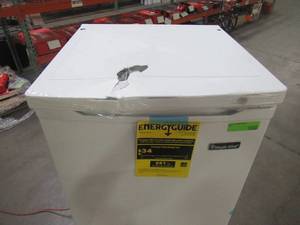 Magic Chef 5.8 cu. ft. Upright Freezer in White HMUF6WE