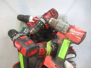 WHOLESALE MIXED BIN OF HAMMER DRILLS AND IMPACT DIVER