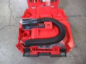 Milwaukee M18 18-Volt Lithium-Ion Cordless WetDry Vacuum (Tool-Only) 0880-20