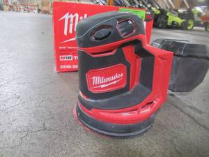 Milwaukee M18 18-Volt Lithium-Ion Cordless 5 in. Random Orbit Sander (Tool-Only) 2648-20