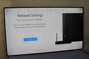 lot 1 image: Samsung UN75JU7100 Ultra HD 75 Smart LED 4K TV  Television  Display  Monitor with Remote Control
