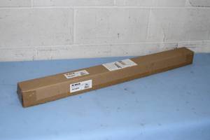 lot 106 image: Middle Atlantic PDT-1615C-NS 15-Amp 16-Outlet Thin Power Distribution Strip w 9 Power Cord - NEW