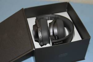 lot 102 image: Sony WH-H900N Hi-Res Noise Cancelling Wireless Over-the-Ear Bluetooth Audio Headphones