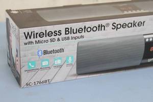 lot 139 image: Supersonic Wireless Bluetooth Portable Rechargeable Speaker with Micro SD and USB Inputs - New in Box