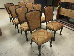 lot 711 image: HENKEL-HARRIS FINE FURNITURE DINING CHAIRS