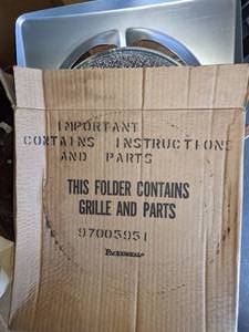 lot 99 image: New Old Stock Montgomery Wards 8 Chain Operated Wall Fan
