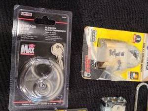 lot 78 image: Padlocks (8)