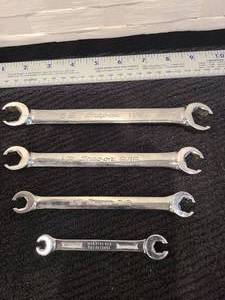 lot 58 image: SNAP ON DOUBLE 6 POINT OPEN END FLARE NUT WRENCHS