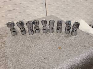 lot 94 image: Craftsman Universal Joint Metric 38 Drive Sockets, Unused