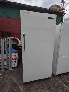 lot 153 image: FreezMaster Upright Freezer, Needs Repair