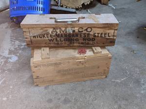 lot 127 image: 2 Vintage Wood Boxes