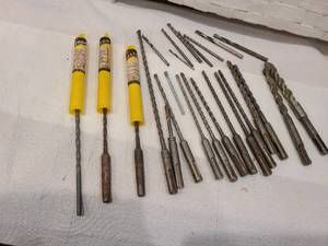 lot 81 image: SDS HAMMER DRILL BITS MADE IN GERMANY ANSI