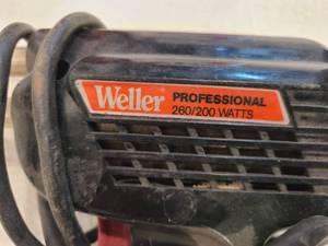lot 88 image: WELLER PROFESSIONAL SOLDERING GUNIRON