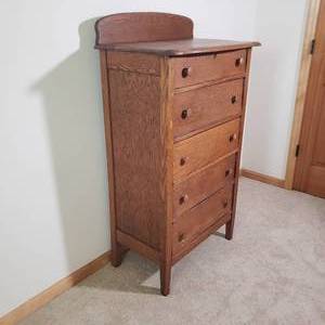 Antique 5 Drawer Dresser