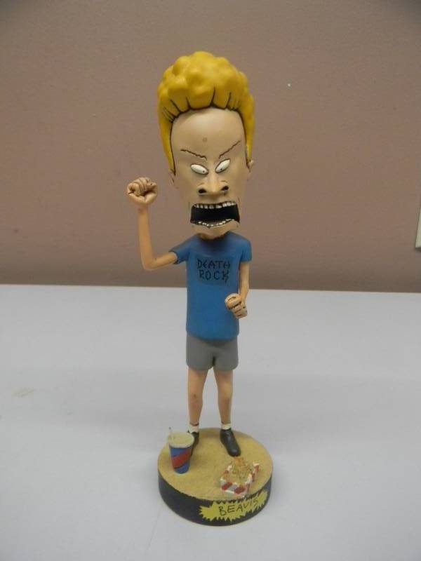 MAN CAVE DEALER CLASSIC RARE MOVIE BOBBLEHEADS, POSTERS & MORE! KBID