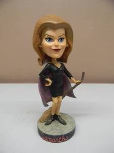 lot 48 image: NECA SAMANTHA BEWITCHED HEADKNOCKER - AWESOME - VERY COOL PIECE - APPROX 8 - SEE PICTURES