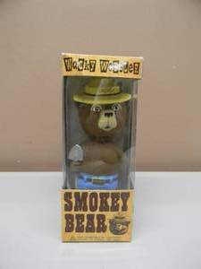 lot 68 image: FunCo WACKY WOBBLER SMOKEY BEAR SMOKEY THE BEAR - IN BOX - VERY COOL PIECE - APPROX 7 - SEE PICTURES