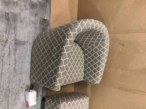 lot 208 image: Chain Patterend Tub Chair with Ottoman Green by Unbranded