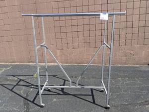lot 93 image: Industrial Commercial Grade Double Bar Adjustable Garment Rack
