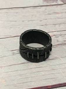 lot 22 image: Mens Size 12 Ring Stitches