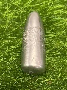 lot 34 image: 12 oz Silver Bullet