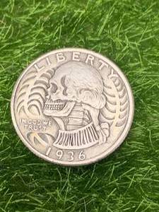 lot 40 image: Hobo Quarter Coin