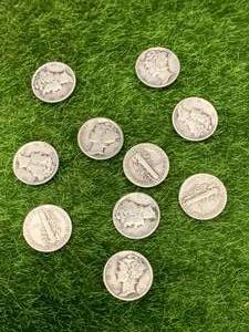 lot 47 image: Lot of 10 Mercury Dimes